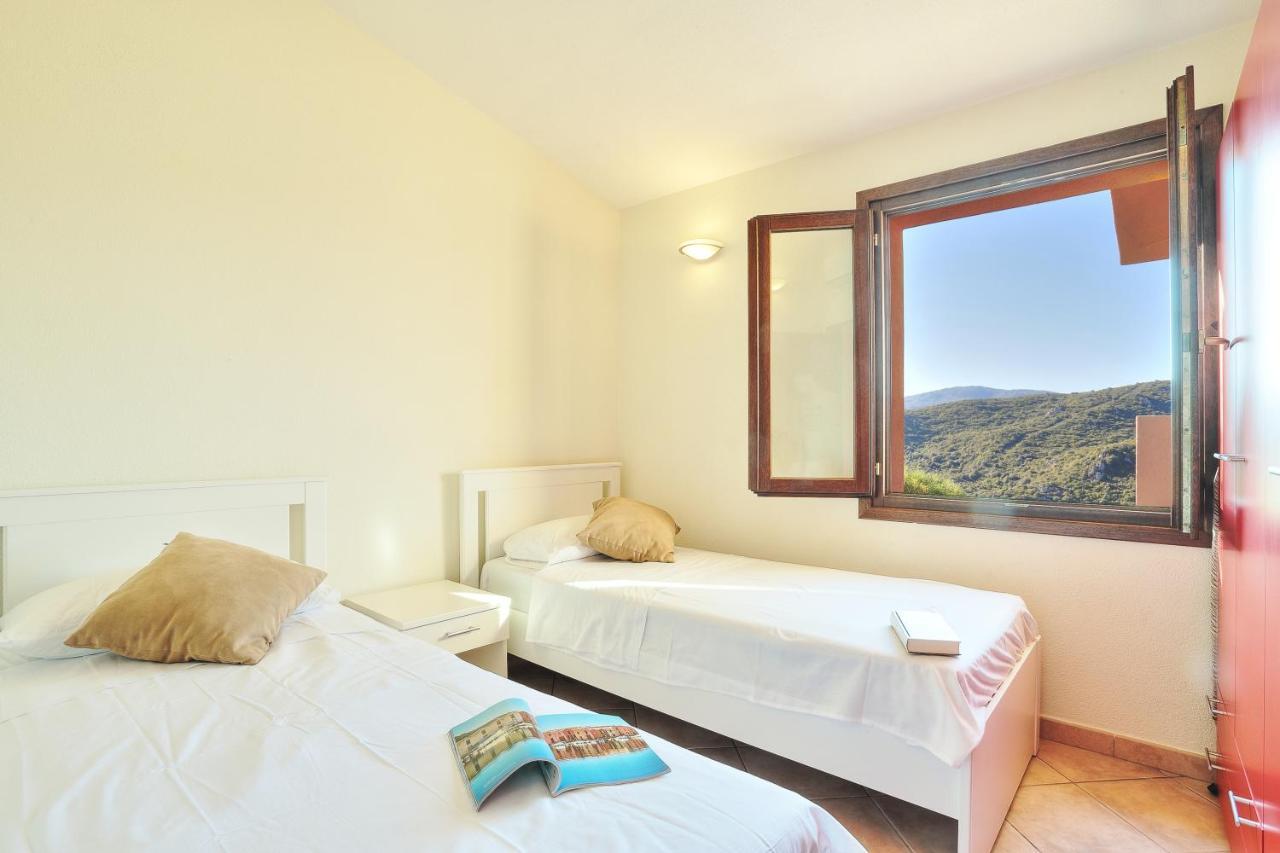 Guinness Paradise Villas By Domusaway Costa Paradiso Exterior photo